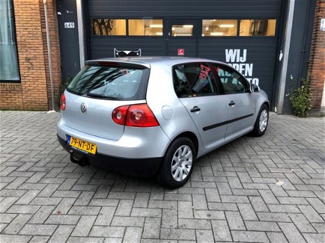 Volkswagen Golf - 1.6 FSI Trendline , 5 Drs, NAP, APK - 1