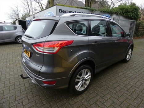 Ford Kuga - 1.6 EcoBoost 150pk Titanum Plus Pano + Trekhaak - 1