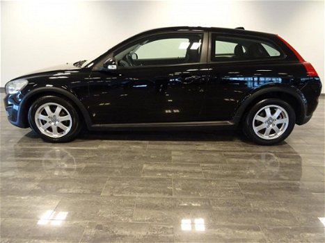 Volvo C30 - 2.0 145 pk Kinetic|ECC|Dealeronderhouden (volledig)\Parkeersensoren achter - 1