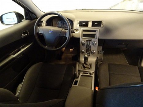 Volvo C30 - 2.0 145 pk Kinetic|ECC|Dealeronderhouden (volledig)\Parkeersensoren achter - 1