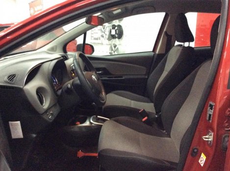 Toyota Yaris - 1.5 Full Hybrid 100pk 5D Aut Trend - 1
