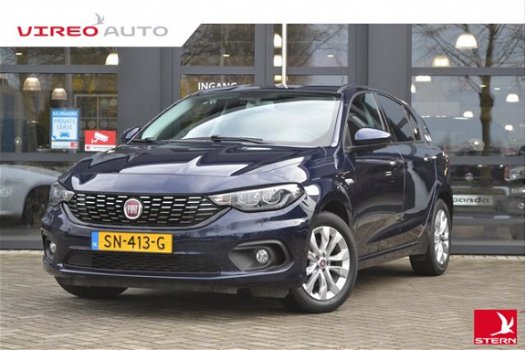 Fiat Tipo. - Hatchback 1.4 Turbo 120pk Business Lusso | Navi | Leer - 1