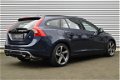 Volvo V60 - T3 150pk R-Design, Trekhaak, Cruise Control, Stoelverwarming - 1 - Thumbnail