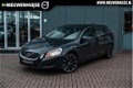 Volvo V60 - 1.6 DRIVe Ocean Race / Klimaat + ADAPTIVE Cruise control / Navigatie / Parkeersensoren - 1 - Thumbnail