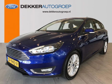 Ford Focus - 1.0 EcoBoost 125pk 5-deurs Titanium Schuifdak - 1