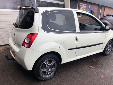 Renault Twingo - 1.2-16V AIRCO * INCL. BEURT/APK/3MND GARANTIE - 1