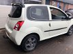 Renault Twingo - 1.2-16V AIRCO * INCL. BEURT/APK/3MND GARANTIE - 1 - Thumbnail