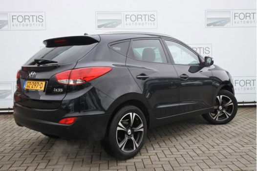 Hyundai ix35 - 2.0i Style Navi/ ECC/ PDC/ Regen/Licht - 1