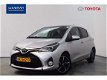 Toyota Yaris - 5-drs 1.3 Dynamic | Navigatie | Panoramadak | Safety-pakket | Camera | - 1 - Thumbnail