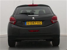 Peugeot 208 - 1.2 82pk Allure | Navigatie | Climate Control | Achteruitrijcamera | Donker getint gla