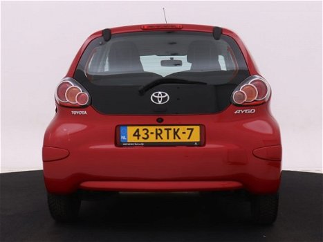 Toyota Aygo - 1.0-12V Comfort Navigator * AIRCO * NAVIGATIE * ELEKTR RAMEN * CENTR VERGR *5DRS * | N - 1