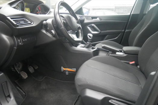 Peugeot 308 - 1.6 BlueHDi 120pk |TREKHAAK | Navigatie | CRUISE CONTROL | PARKEERHULP | - 1