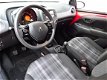 Peugeot 108 - 1.0 e-VTi 68pk 5D Active met Airconditioning - 1 - Thumbnail