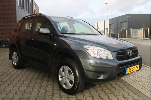 Toyota RAV4 - 2.0 VVTi Linea Terra weinig km - 1