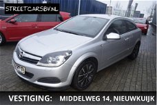 Opel Astra GTC - 1.6 Executive