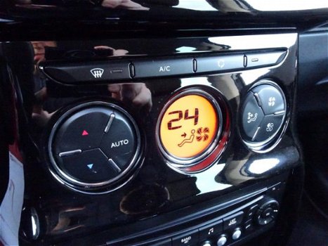 Citroën C3 - 1.6 VTi 120 PK Exclusive Clima/Radio-CD-USB/Cruise control/Parkeersensoren/LM-velgen/Tr - 1