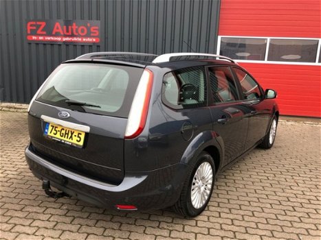 Ford Focus Wagon - 1.6 Ghia | Eerste eigenaar | Metallic | - 1