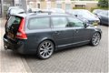 Volvo V70 - 2.0 D2 DYNAMIC EDITION NAVI LEDER TREKHAAK - 1 - Thumbnail