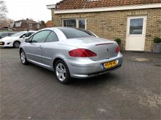 Peugeot 307 CC - 2.0-16V , nette auto , lederen bekleding