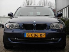 BMW 1-serie - 116i Business Line*Xenon*Unieke kleur*Parkeersensoren V+A*130.000KM