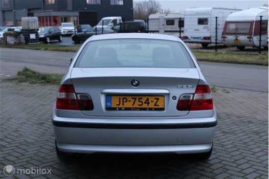 BMW 3-serie - 325i Executive cruise, stoelverw. airco - 1