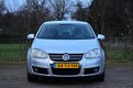 Volkswagen Jetta - 1.6 FSI Sportline / NAVI / Mooie auto - 1 - Thumbnail