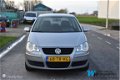 Volkswagen Polo - 1.2 Optive *Keurige auto *Airco *Trekhaak - 1 - Thumbnail