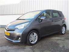 Toyota Verso S - 1.3 VVT-i Dynamic, Panoramadak, Trekhaak