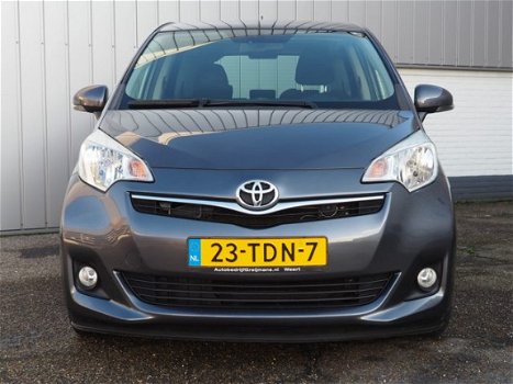 Toyota Verso S - 1.3 VVT-i Dynamic, Panoramadak, Trekhaak - 1