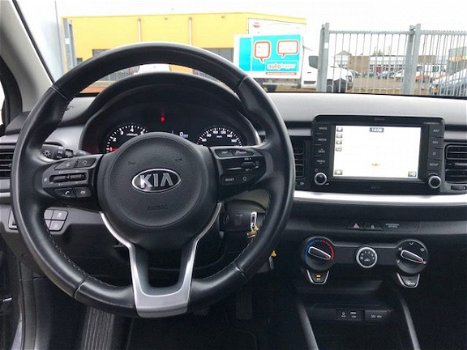 Kia Stonic - 1.0 T-GDI COMFORTPLUSLINE NAVIGATOR 120PK | CAMERA | LMV 17'' | RIJKLAAR | - 1