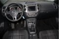 Volkswagen Tiguan - 1.4 TSI Sport&Style Stoelverwarming Zwarte Hemel Navigatie Achteruitrijcamera - 1 - Thumbnail