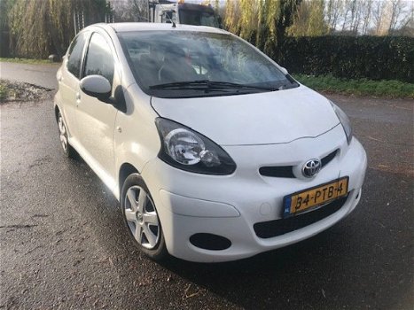 Toyota Aygo - 1.0-12V Comfort Nav - 1