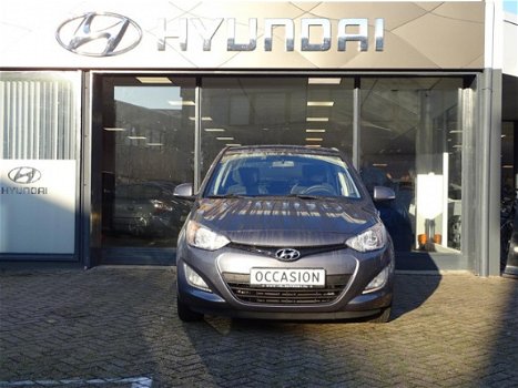 Hyundai i20 - 1.4 i-Motion 5-drs *AUTOMAAT / 37378 km - 1