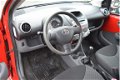 Toyota Aygo - 1.0-12V Comfort | Airco | LM Velgen OOK ZONDAG 19 JANUARI OPEN - 1 - Thumbnail