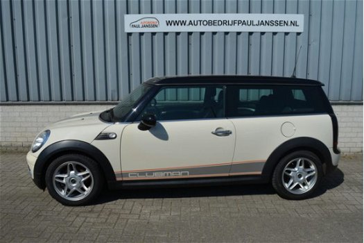 Mini Mini Clubman - 1.6 Cooper Chili | Climate Control | Xenon | Panorama OOK ZONDAG 19 JANUARI OPEN - 1