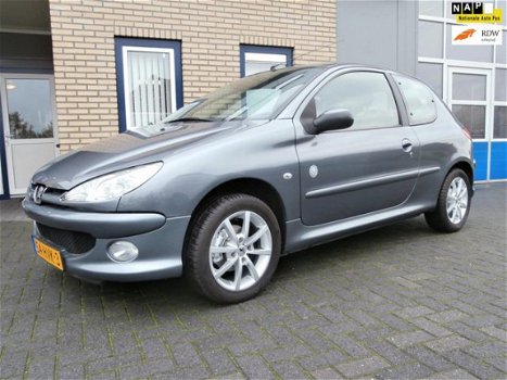 Peugeot 206 - 1.4 Génération 1e EIGENAAR 2009 AIRCO CRUISE CONTROL DISTRIBUTIE VERVANGEN €4400. - 1