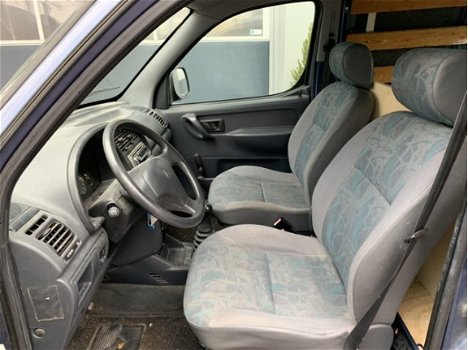 Citroën Berlingo - 1.9 D 600 Special leuke beginners bus, radio cd-speler, trekhaak apk 02-2020 - 1