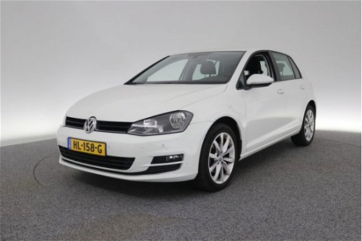 Volkswagen Golf - 1.2 TSI 110 PK Highline NAVI / CLIMA / CAMERA / CRUISE - 1