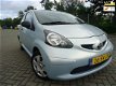 Toyota Aygo - 1.0-12V - 1E EIGENAAR - ELKE ZONDAG OPEN - 1 - Thumbnail