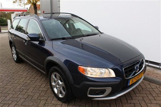 Volvo XC70 - - 2.0 D3 FWD ✅ | LEER | NAVI | Momentum 2.0 D3 5cil - 1