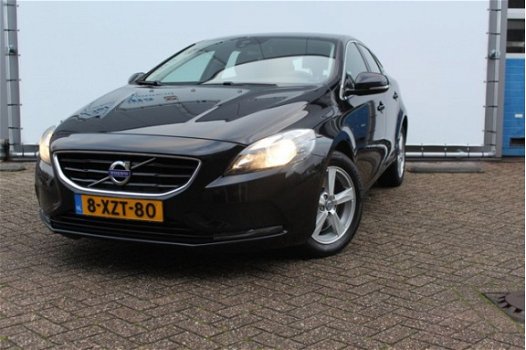 Volvo V40 - 2.0 D4 Summum Leer Elec.stoel Business - 1