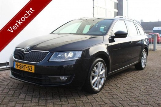 Skoda Octavia Combi - - 1.6 TDI Elegance DSG PANO XENON 1.6 TDI Elegance DSG - 1