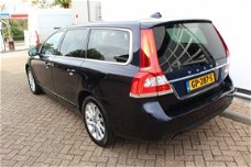 Volvo V70 - - 2.0 D4 180/230PK CLASSIC EDITION ✅ | XENON | LEER | NAVI 2.0 D4 CLASSIC ED