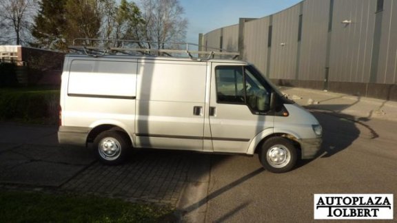 Ford Transit - 260S FD VAN 85 LR4.23 - 1