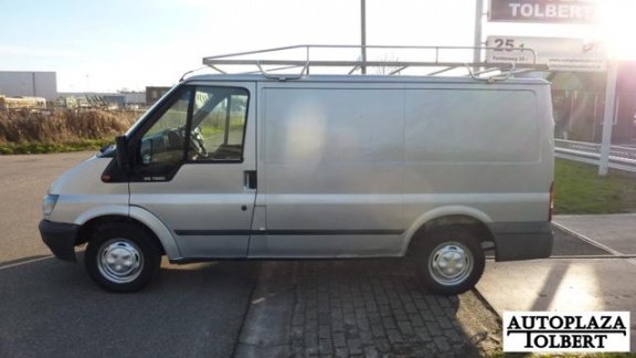 Ford Transit - 260S FD VAN 85 LR4.23 - 1