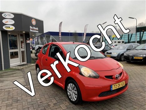 Toyota Aygo - 1.0-12V Stuurbekr. NL Auto Apk 09-20 - 1