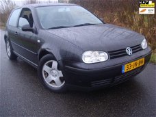 Volkswagen Golf - 1.4-16V Sportline AIRCO APK 09-2020 ZUINIG