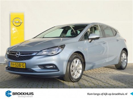 Opel Astra - 1.4 Innovation 150 pk Navigatie / Parkeersensoren / AGR comfortstoelen / Trekhaak / Dod - 1