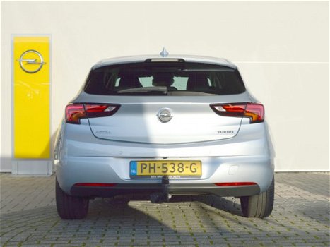 Opel Astra - 1.4 Innovation 150 pk Navigatie / Parkeersensoren / AGR comfortstoelen / Trekhaak / Dod - 1