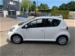 Toyota Aygo - 1.0-12V Cool / Airco / 5 Deurs / APK / - 1 - Thumbnail